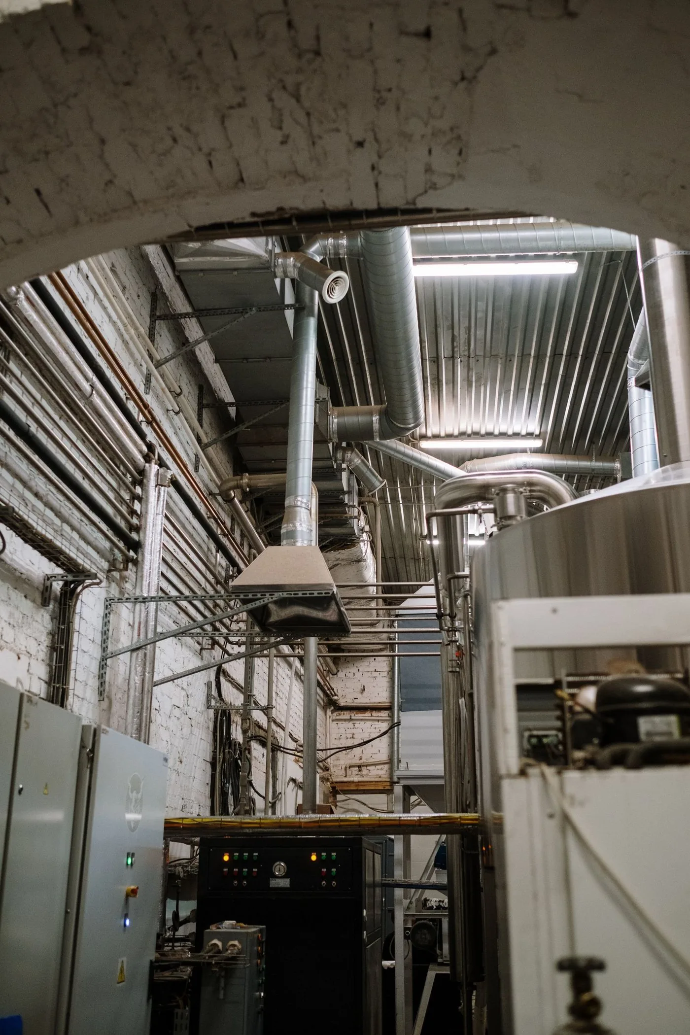 Brewery pipework and vessels